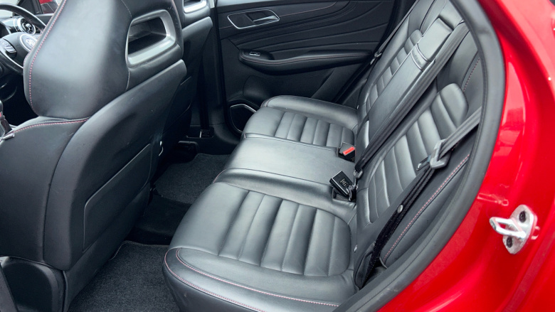 MG Hs 1.5 T-GDI Exclusive 5dr Petrol Hatchback